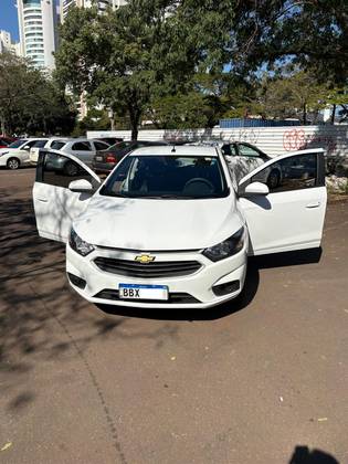 CHEVROLET ONIX 1.4 MPFI LT 8V FLEX 4P AUTOMÁTICO CHEVROLET ONIX 1.4 MPFI LT 8V FLEX 4P AUTOMÁTICO